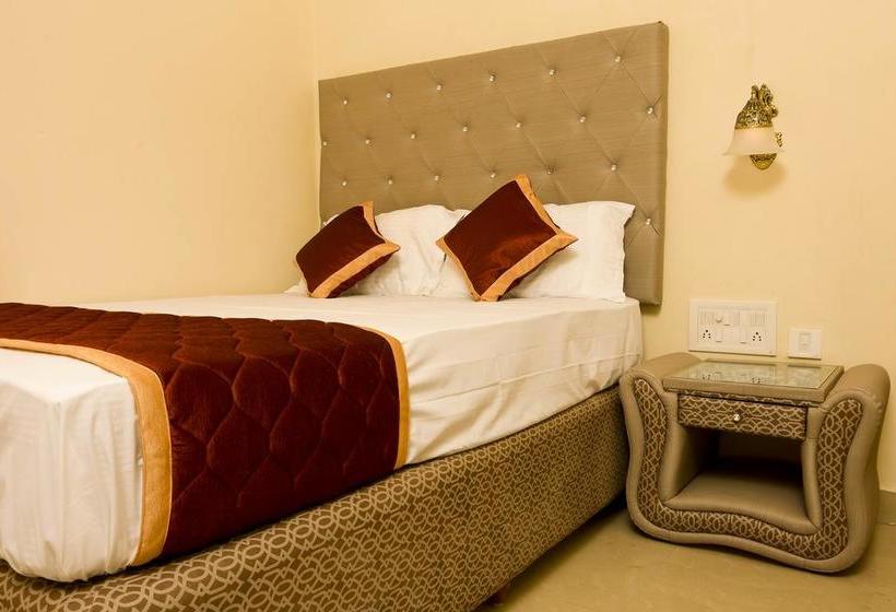 Hotel Zingle Stay Service Apartment 14