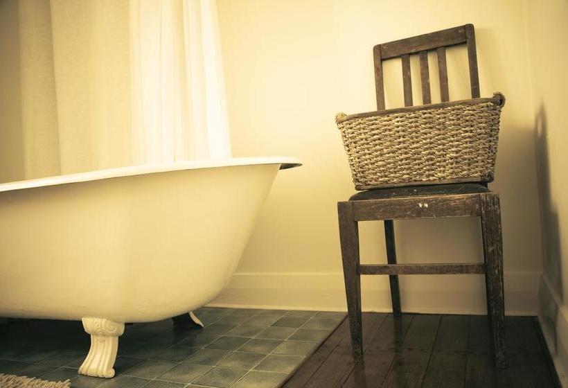 Chimneys B&b South Island