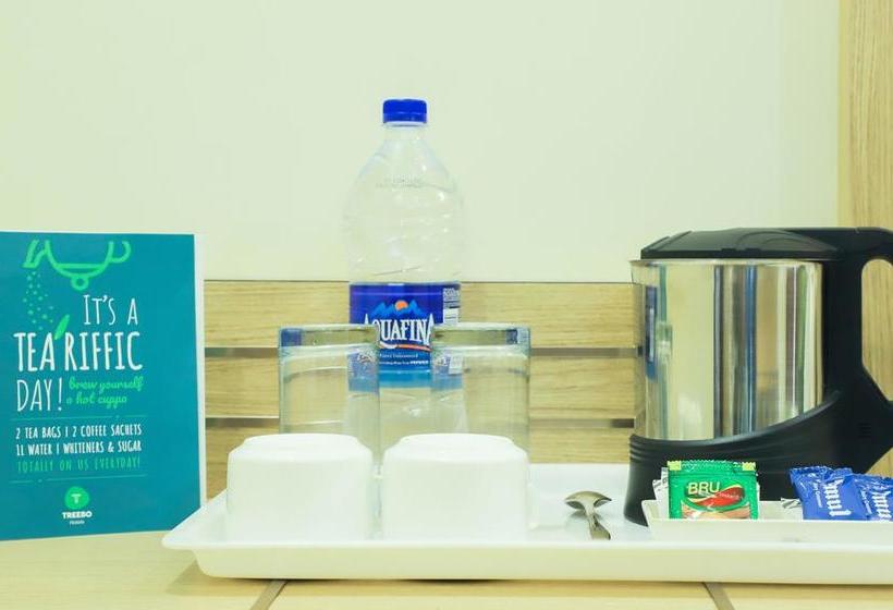 Treebo Lotus Grand Hotel & Resort 20