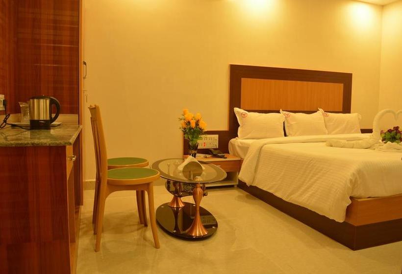 Hotel Sri Sarvesha Residency 13