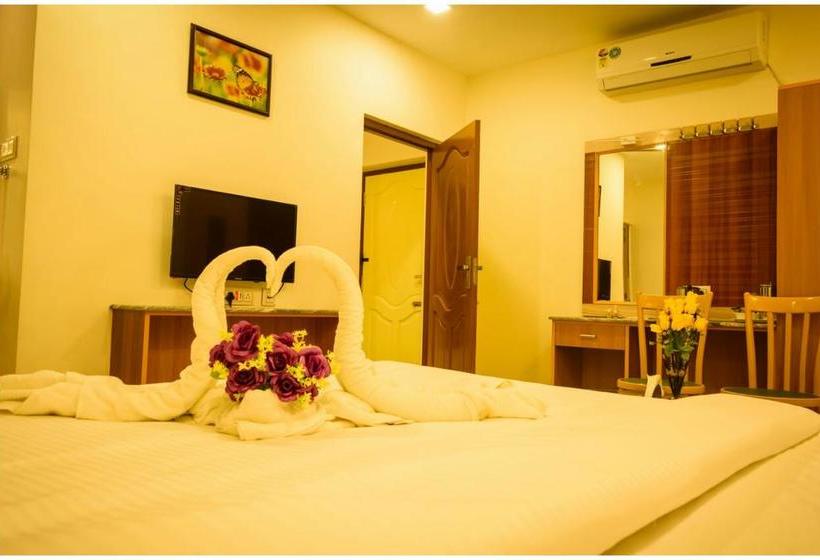 Hotel Sri Sarvesha Residency 2