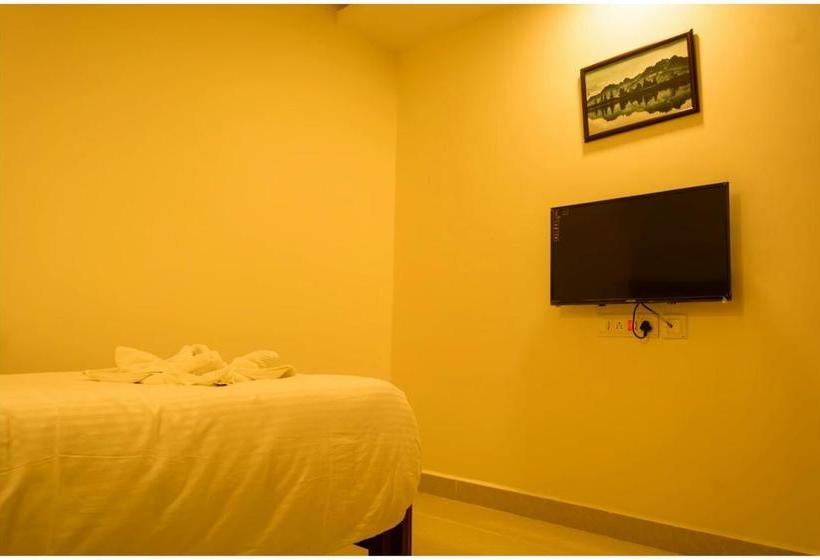 Hotel Sri Sarvesha Residency 5