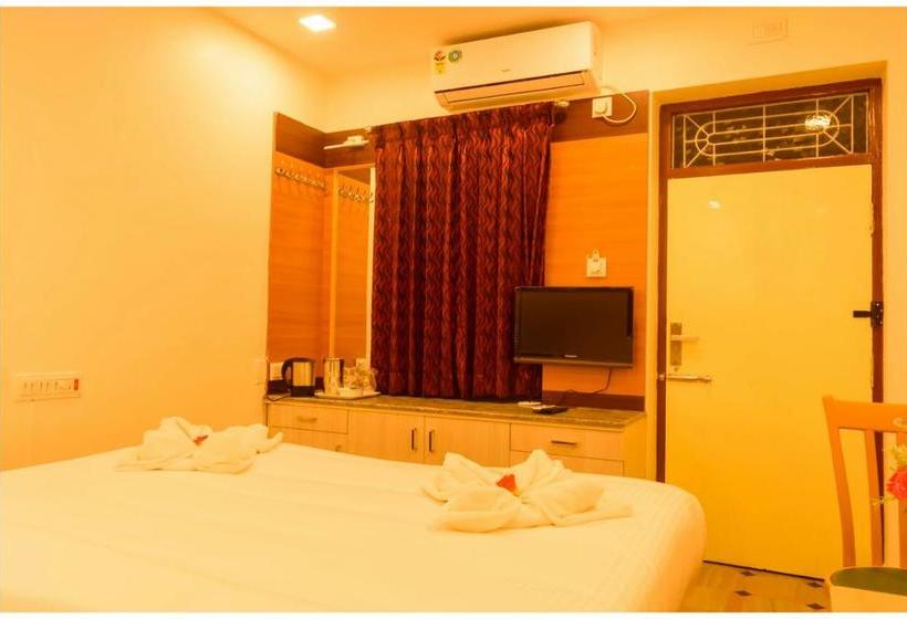 Hotel Sri Sarvesha Residency 6