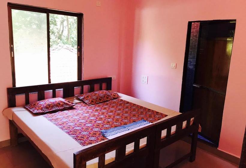 Gangauri Beach Resort Lva 3