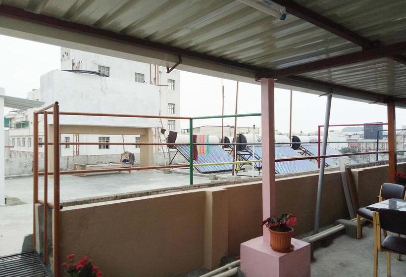 Hostel Istayhub Pg 1