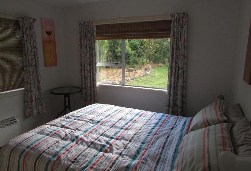 Bed and Breakfast River Chalet 9