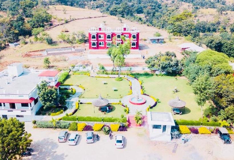 Resort The Lal Bagh 9