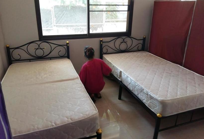 Hostel Koh Mak Bed & Breakfast 5