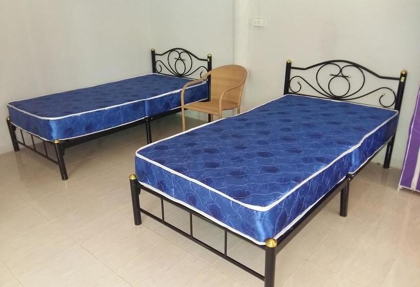 Hostel Koh Mak Bed & Breakfast 6