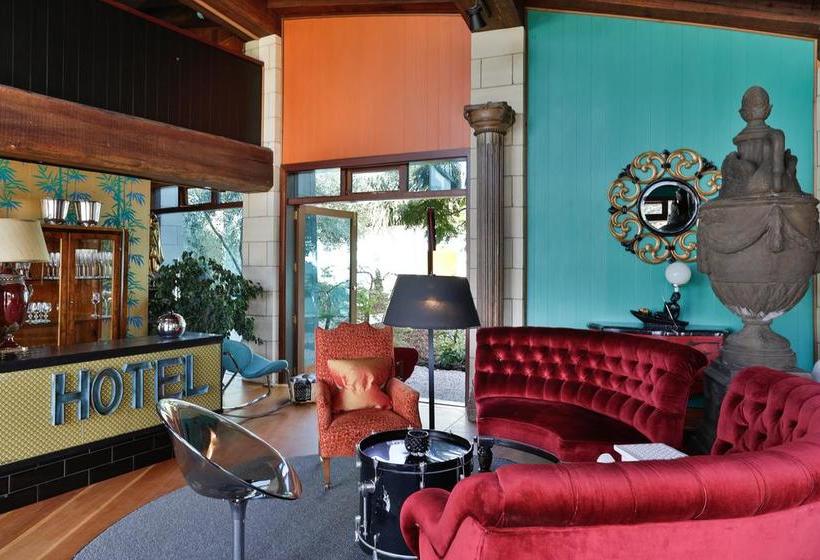 Hotel Donkey Bay Inn 19