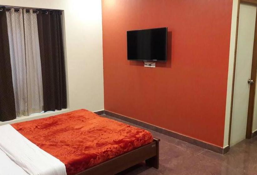 Hotel Sivarajaaresidency 10