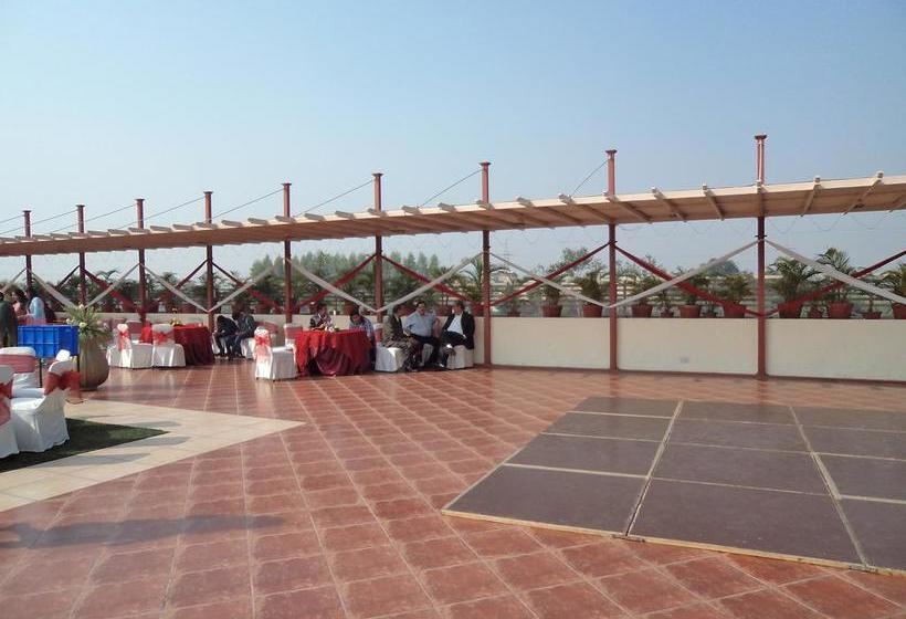 Hotel Majestic Grand 1