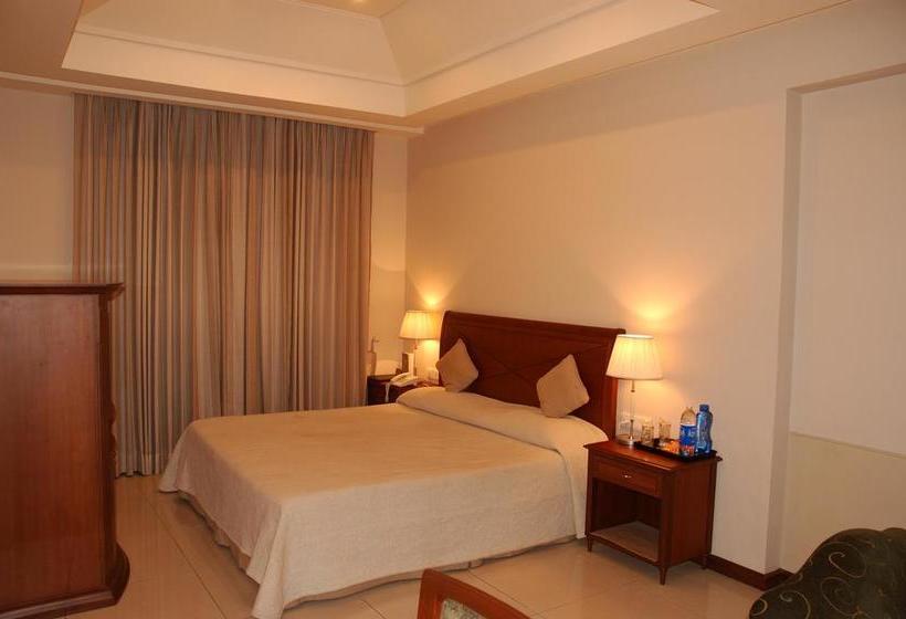 Hotel Majestic Grand 19