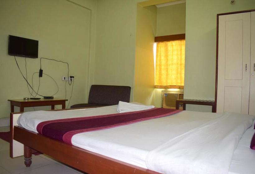 Hotel Priyodarshani 13