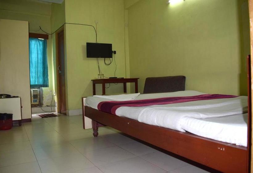 Hotel Priyodarshani 17