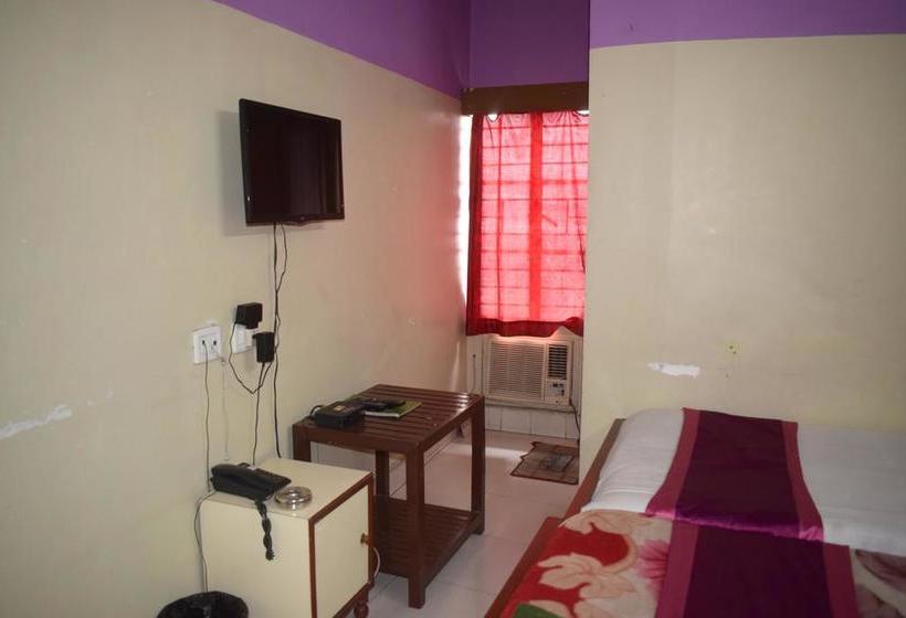 Hotel Priyodarshani 8