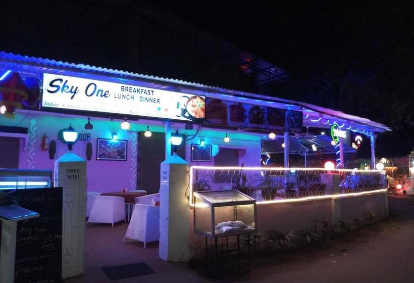 Skyone Hotel Bar & Restaurant