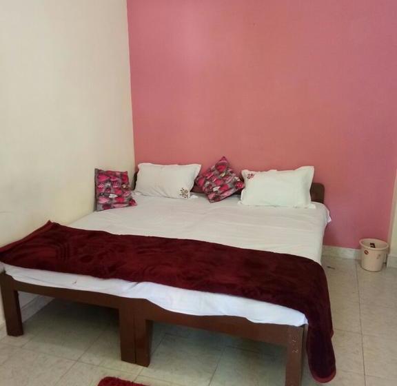 Skyone Hotel Bar & Restaurant 9