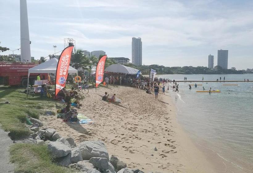 Resort Excellence Corner 20