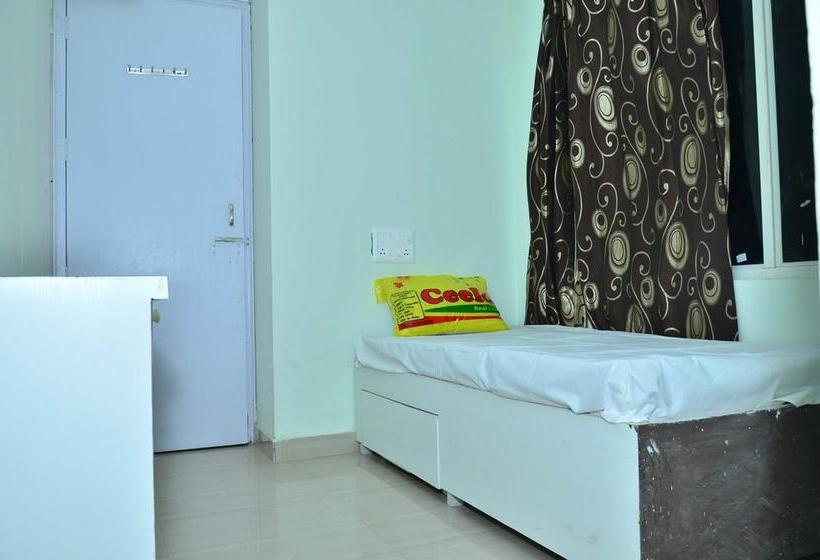 Hostel Corporate Studio 1