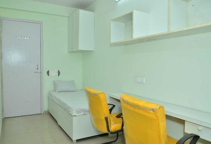 Hostel Corporate Studio 10