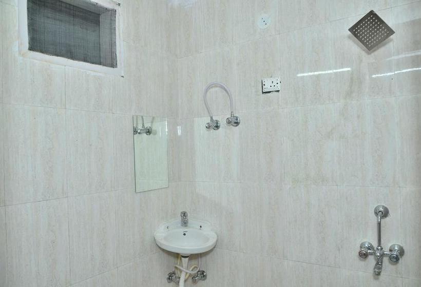 Hostel Corporate Studio 8