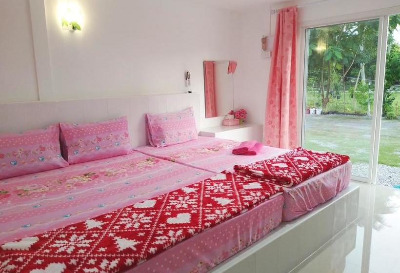 Saan Sabai Sabai Resort 11