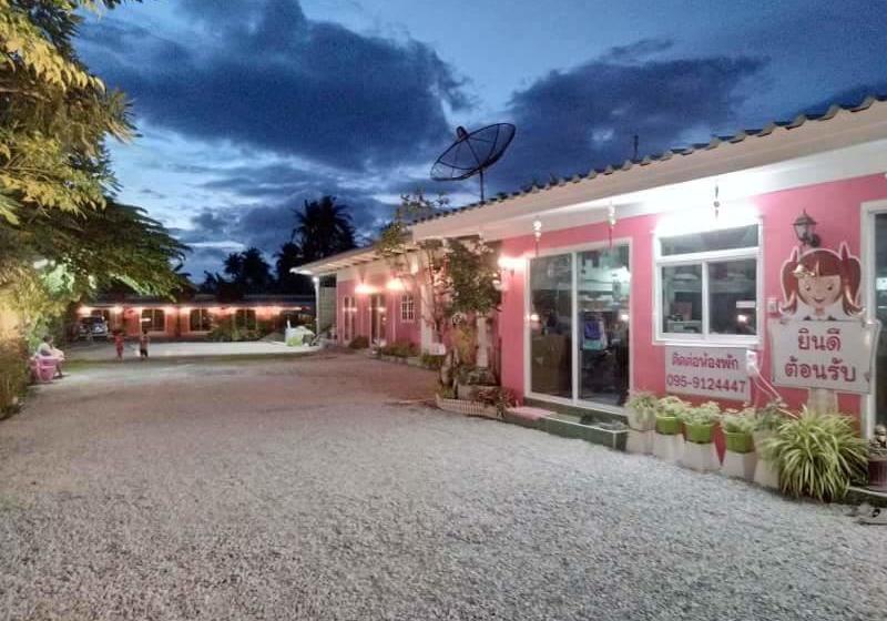 Saan Sabai Sabai Resort 18