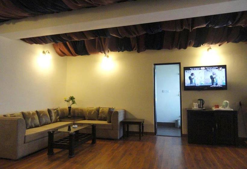 Hotel Mount View Dalhousie 1