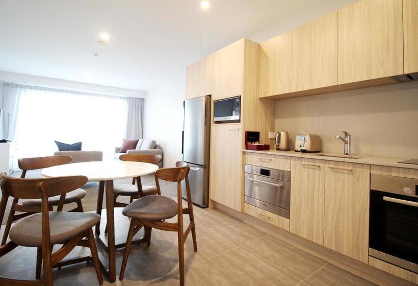 Fernz Motel & Apartments Birkenhead 11