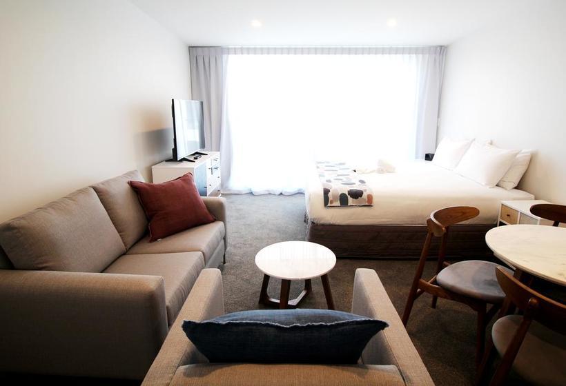 Fernz Motel & Apartments Birkenhead 17