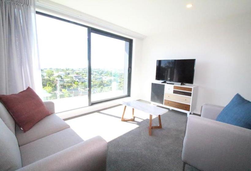 Fernz Motel & Apartments Birkenhead 4