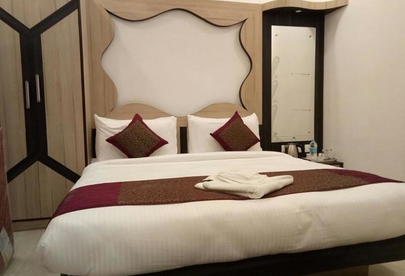 Bed & Breakfast Jk International 7