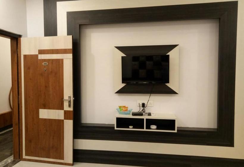 Bed & Breakfast Jk International 9