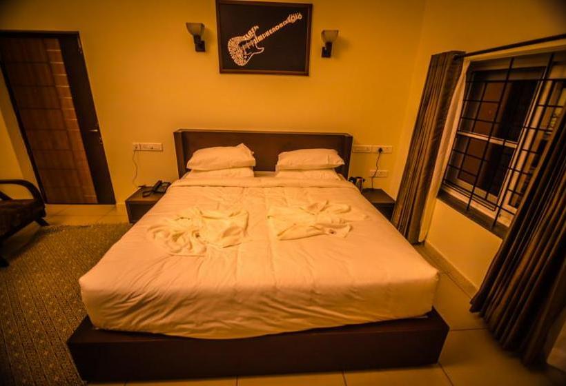 Yellow Lake Resort And Spa 18