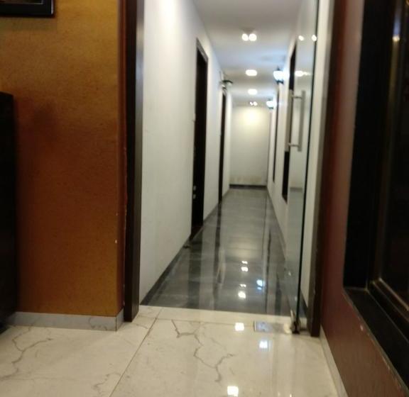 Hotel Bliss Executive 10