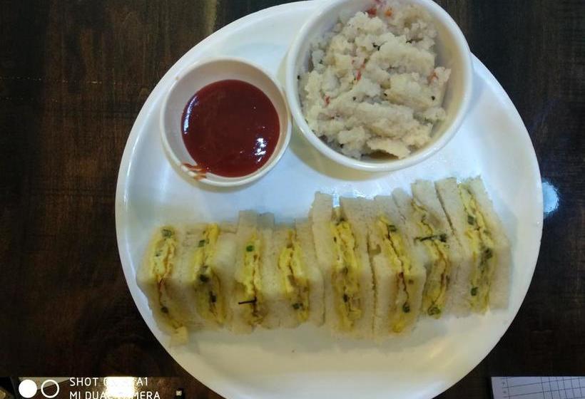 Hotel Bliss Executive 13