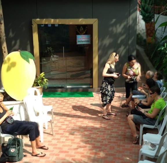 Hotel Bliss Executive 14