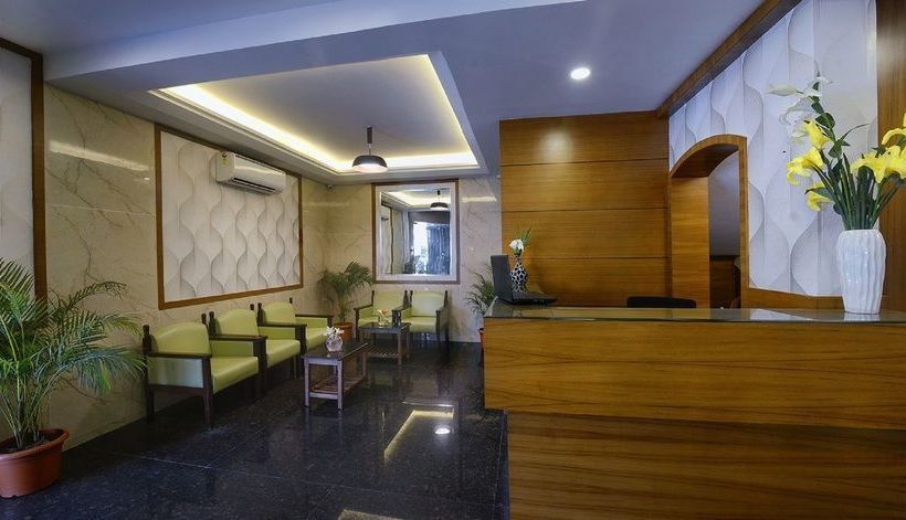 Hotel Treehouse Neptune Inn 1