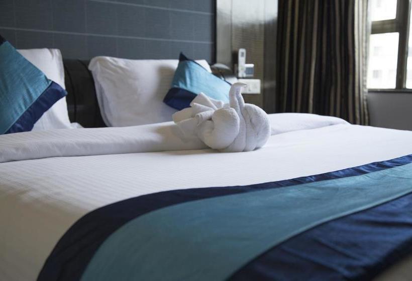 Hotel Mint Ambience Suites Gurgaon Haryana