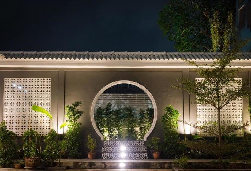 Hotel The Besavana Phuket 11