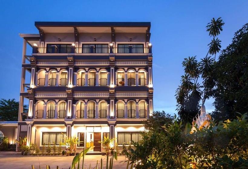 Hotel The Besavana Phuket 6