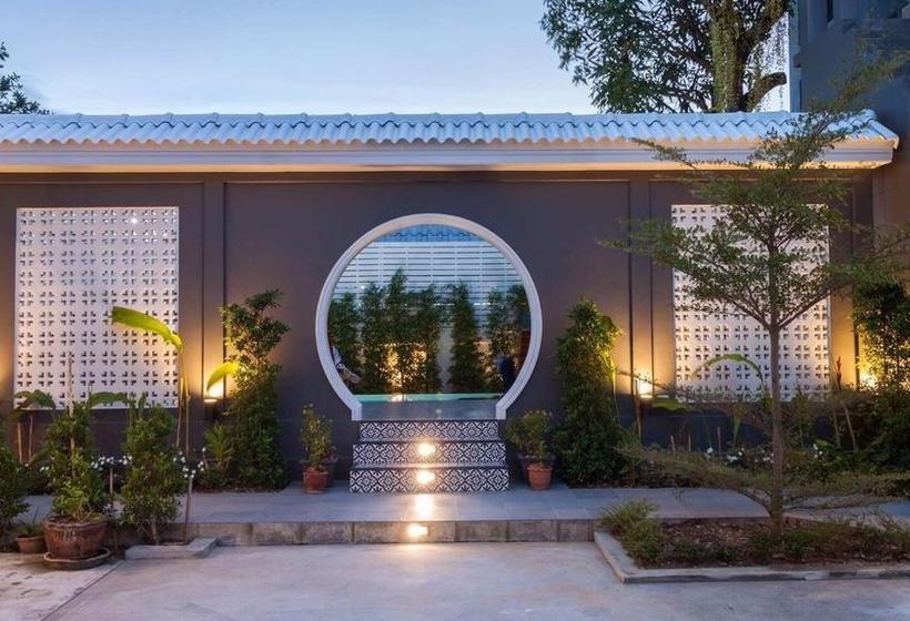 Hotel The Besavana Phuket 8