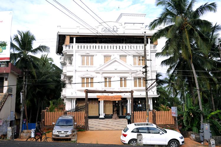 Hotel La Promenade 3