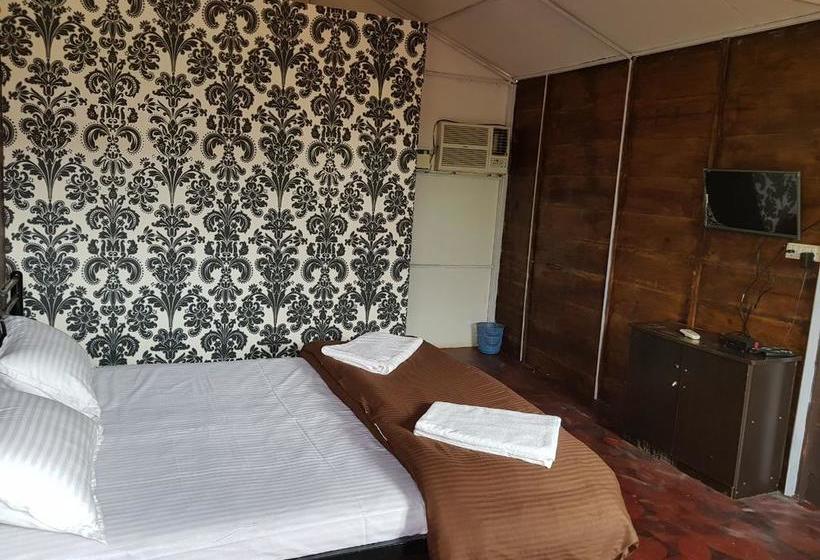 Hotel Spring Beach Cottages 8