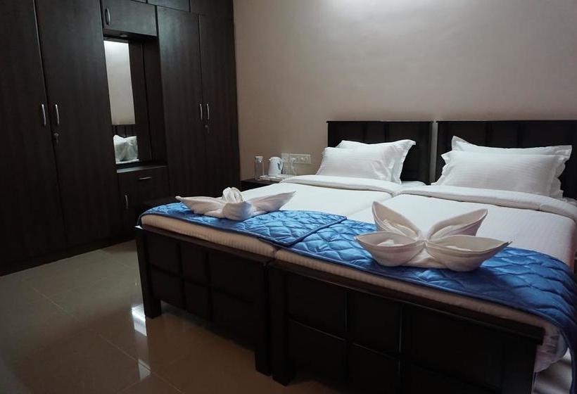 Hotel Solitaire Service Apartments 18