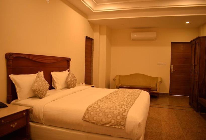 Times Kumbhalgarh Fort Resort 3