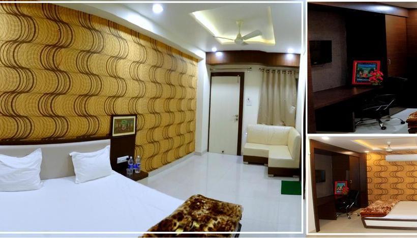 Lijoy Hotel & Restra 6