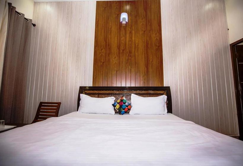 Hotel The Green Park Resort 3