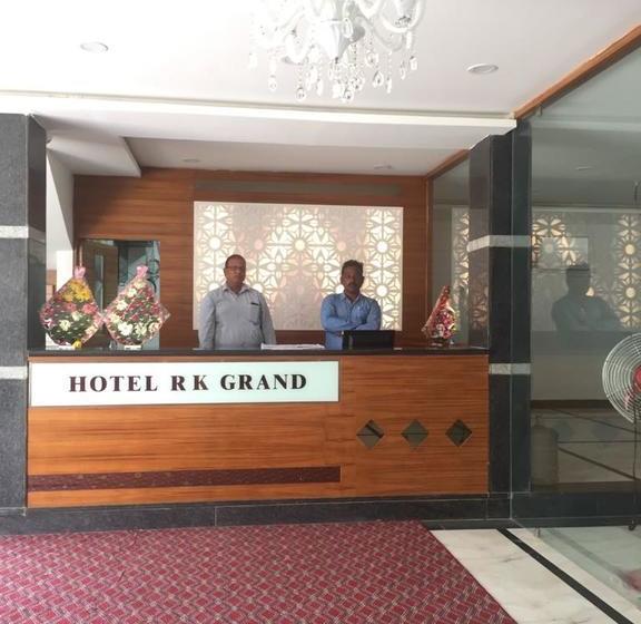 Hotel R K Grand 8